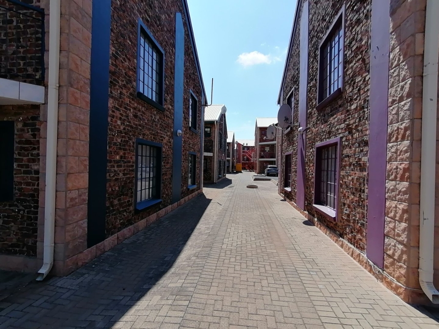 1 Bedroom Property for Sale in Willows Free State